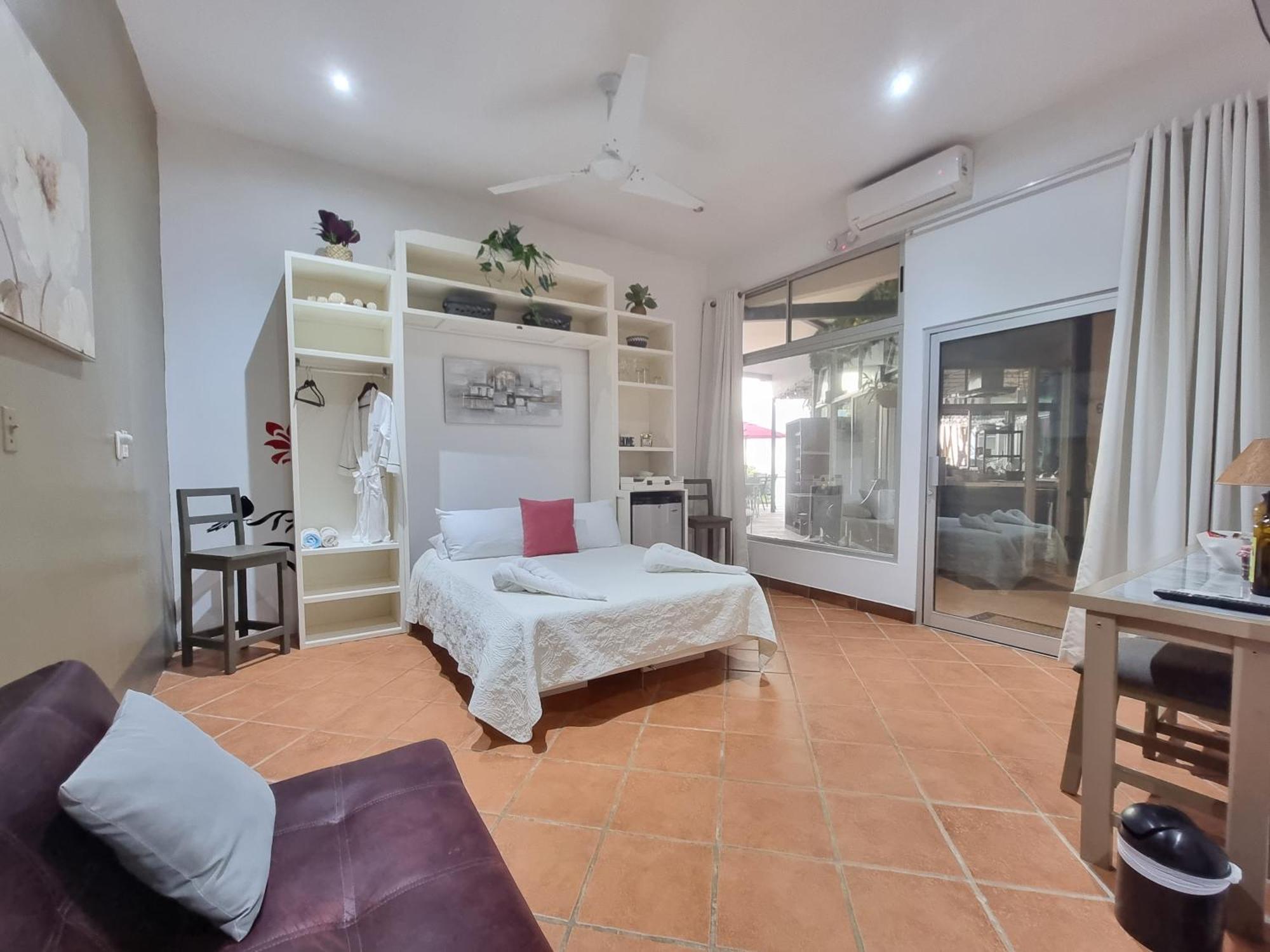Hotel Vos Manuel Antonio Eksteriør billede